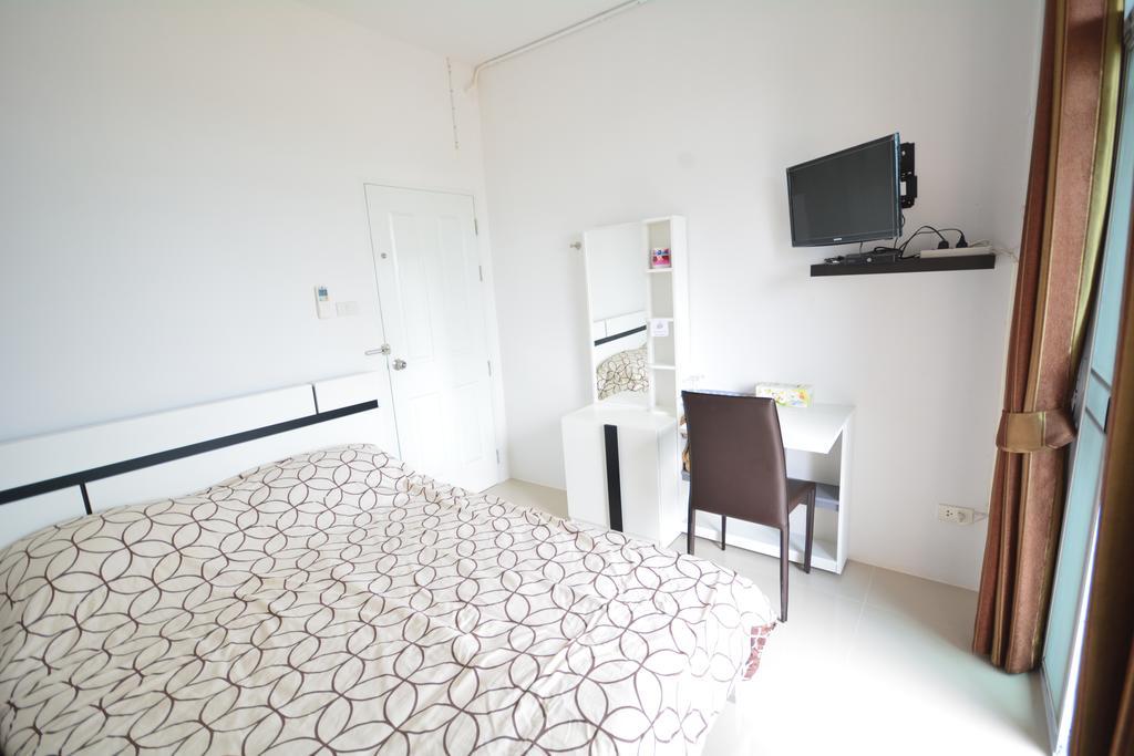 Jc Guesthouse @ Suratthani Airport Surat Thani Exteriör bild
