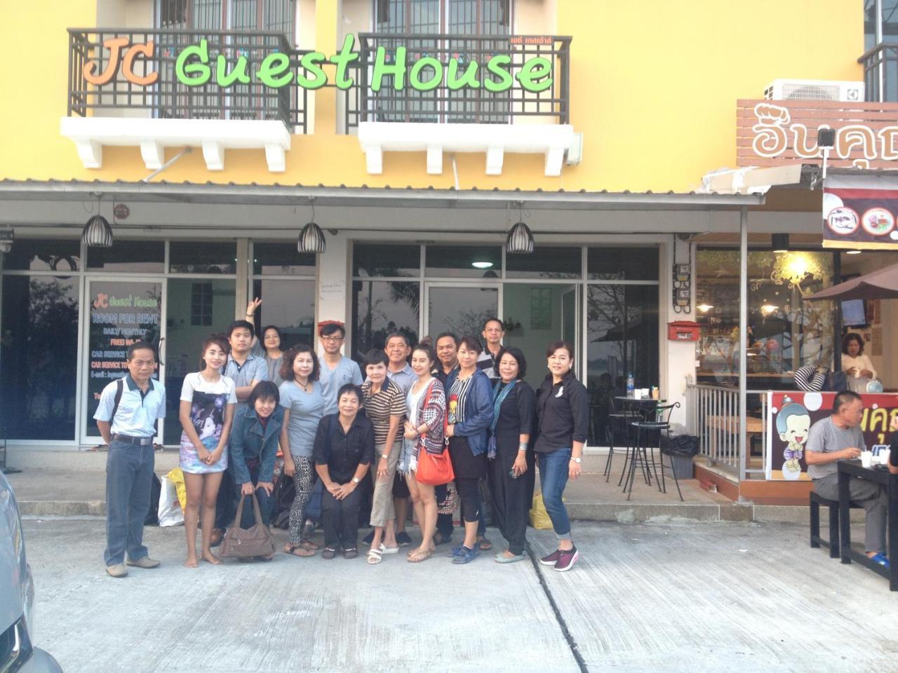 Jc Guesthouse @ Suratthani Airport Surat Thani Exteriör bild
